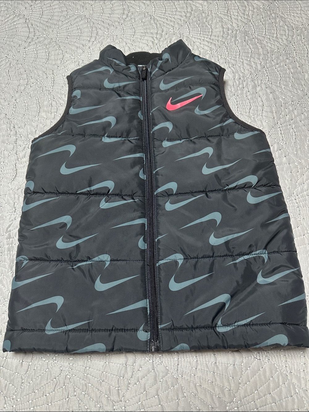 Nike Black Girls Puffer Vest with Gray Swooshes, EUC (Looks New), Size 6